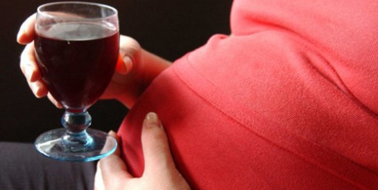 Grossesse et alcool : une incompatibilité aux conséquences graves ignorées